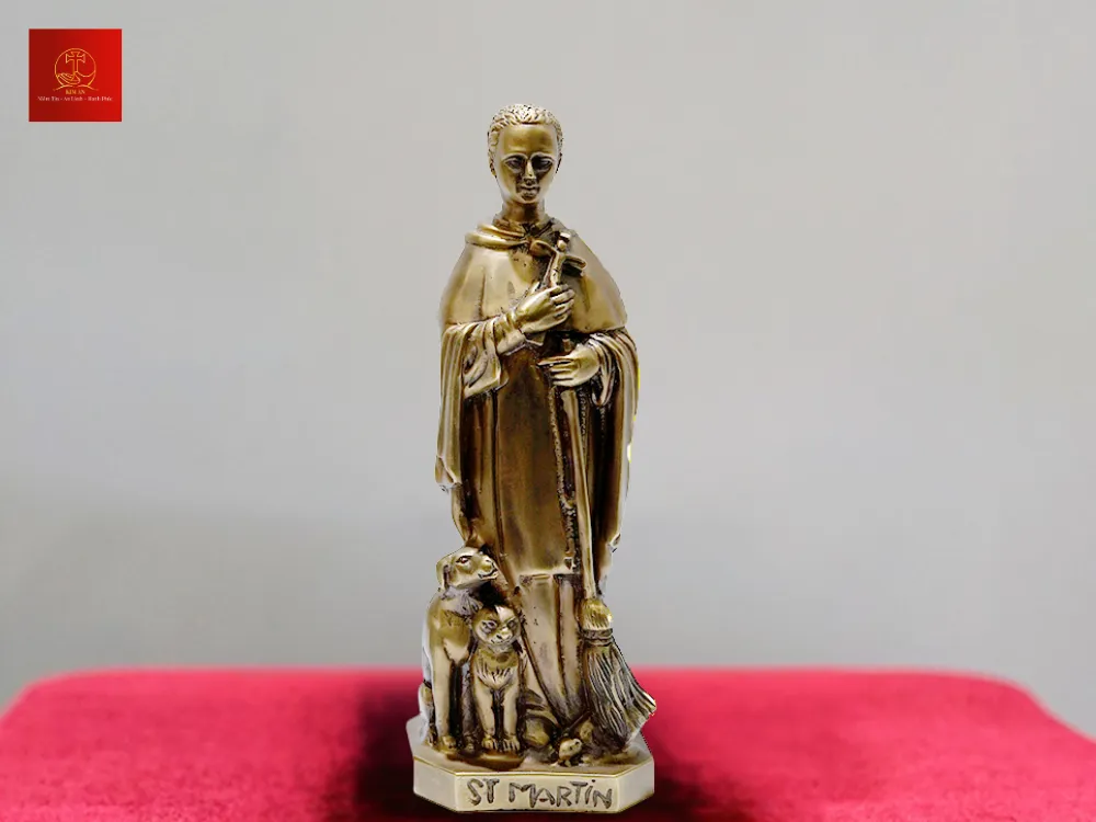 cac-mau-tuong-thanh-martino-quy-nho-gon-tu-rat-phu-hop-de-bai-tri-trang-trong-tai-goc-lam-viec-1 Các mẫu tượng Thánh Martino quỳ nhỏ gọn