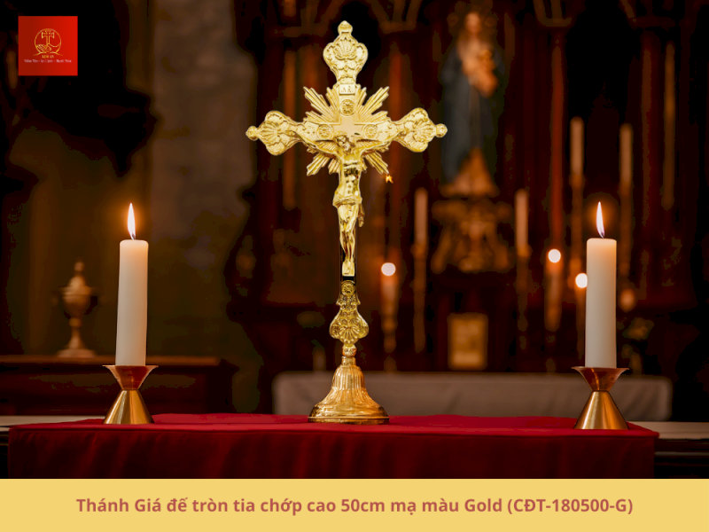 kich-thuoc-cay-thanh-gia-5-goi-y-11-mau-thanh-gia-da-dang-kich-thuoc-05-1 Thánh Giá đế tròn tia chớp cao 50cm mạ màu gold