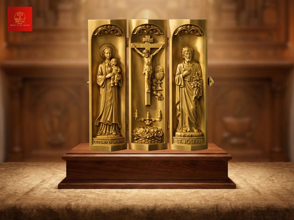 su-ket-hop-giua-vat-pham-tho-phuong-tinh-xao-va-bai-tri-truyen-thong-mang-lai-cam-giac-am-cung-va-sung-kinh-cho-khong-gian-phung-tu Su Ket Hop Giua Vat Pham Tho Phuong Tinh Xao Va Bai Tri Truyen Thong Mang Lai Cam Giac Am Cung Va Sung Kinh Cho Khong Gian Phung Tu