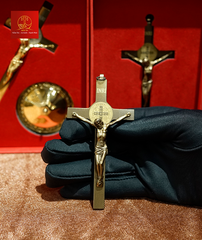 Thánh Giá Có Mề Đay BENEDICT - Không Đế (mini)