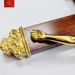 Thánh Giá Chúa Giêsu Gỗ Treo - Màu Vàng Gold