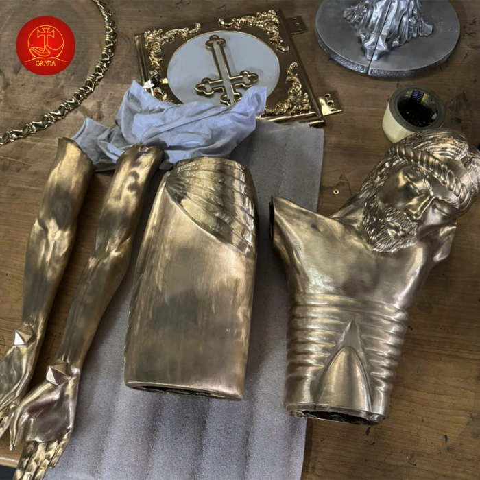 Thi công Vật phẩm Công giáo cho nhà thờ Đồng Bầu