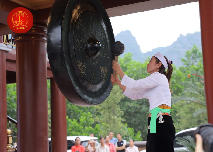 Thi công Vật phẩm Công giáo cho nhà thờ Đồng Bầu